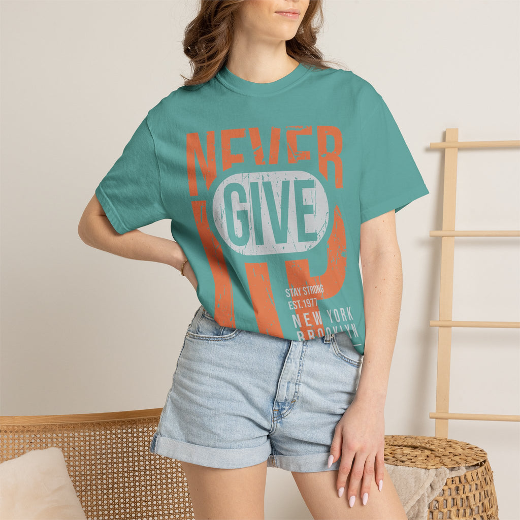 Never Give Up T-Shirt — Motivational Vintage Graphic Tee