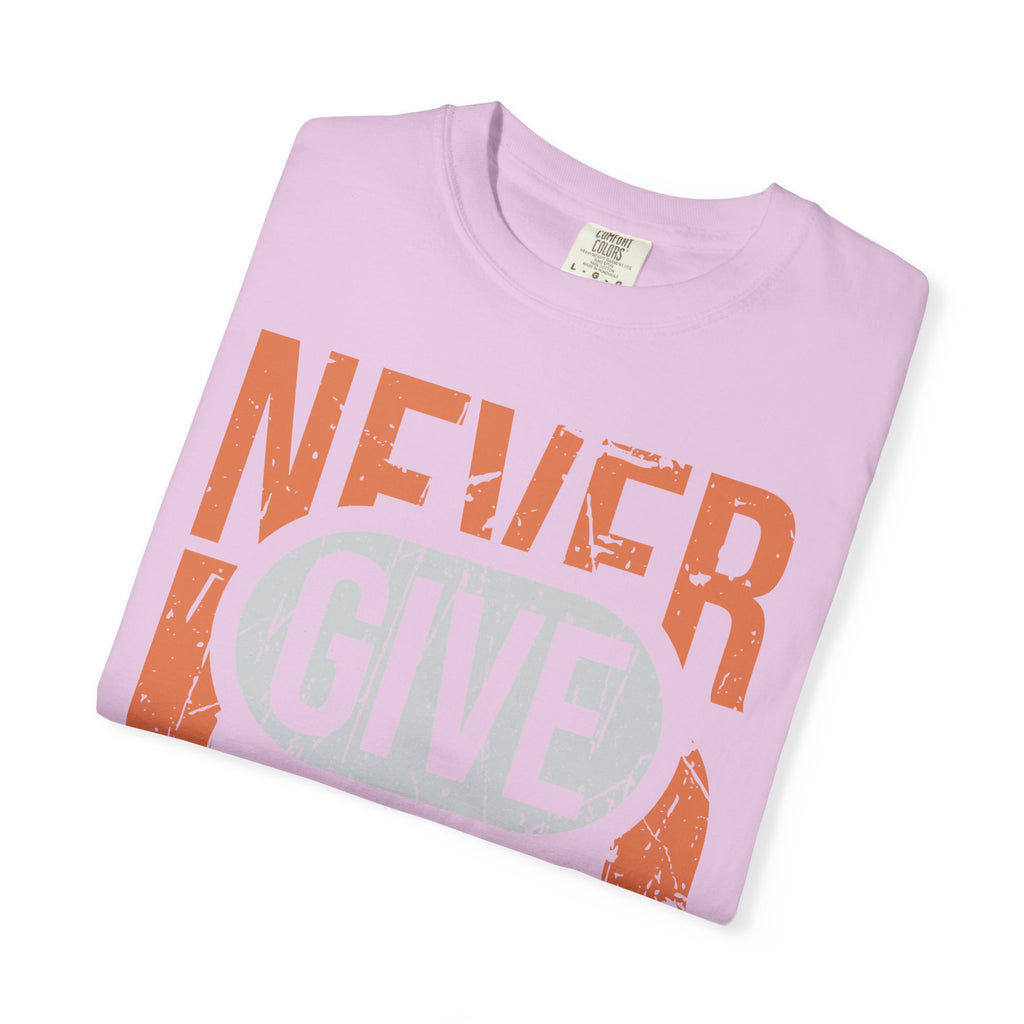Never Give Up T-Shirt — Motivational Vintage Graphic Tee