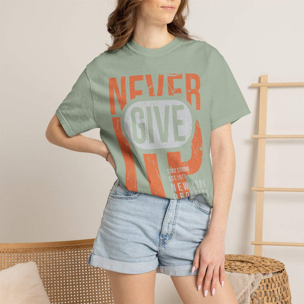 Never Give Up T-Shirt — Motivational Vintage Graphic Tee
