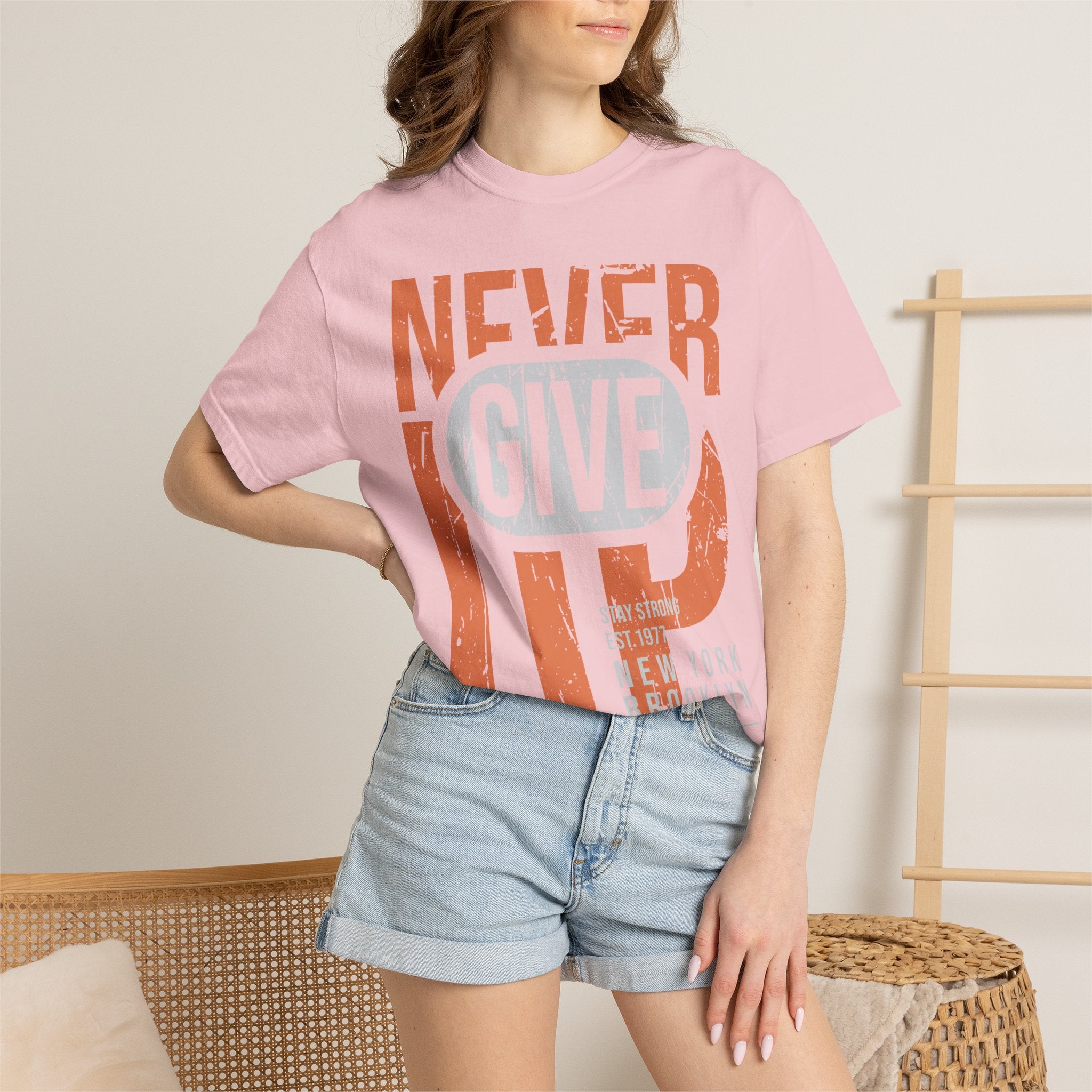 Never Give Up T-Shirt — Motivational Vintage Graphic Tee