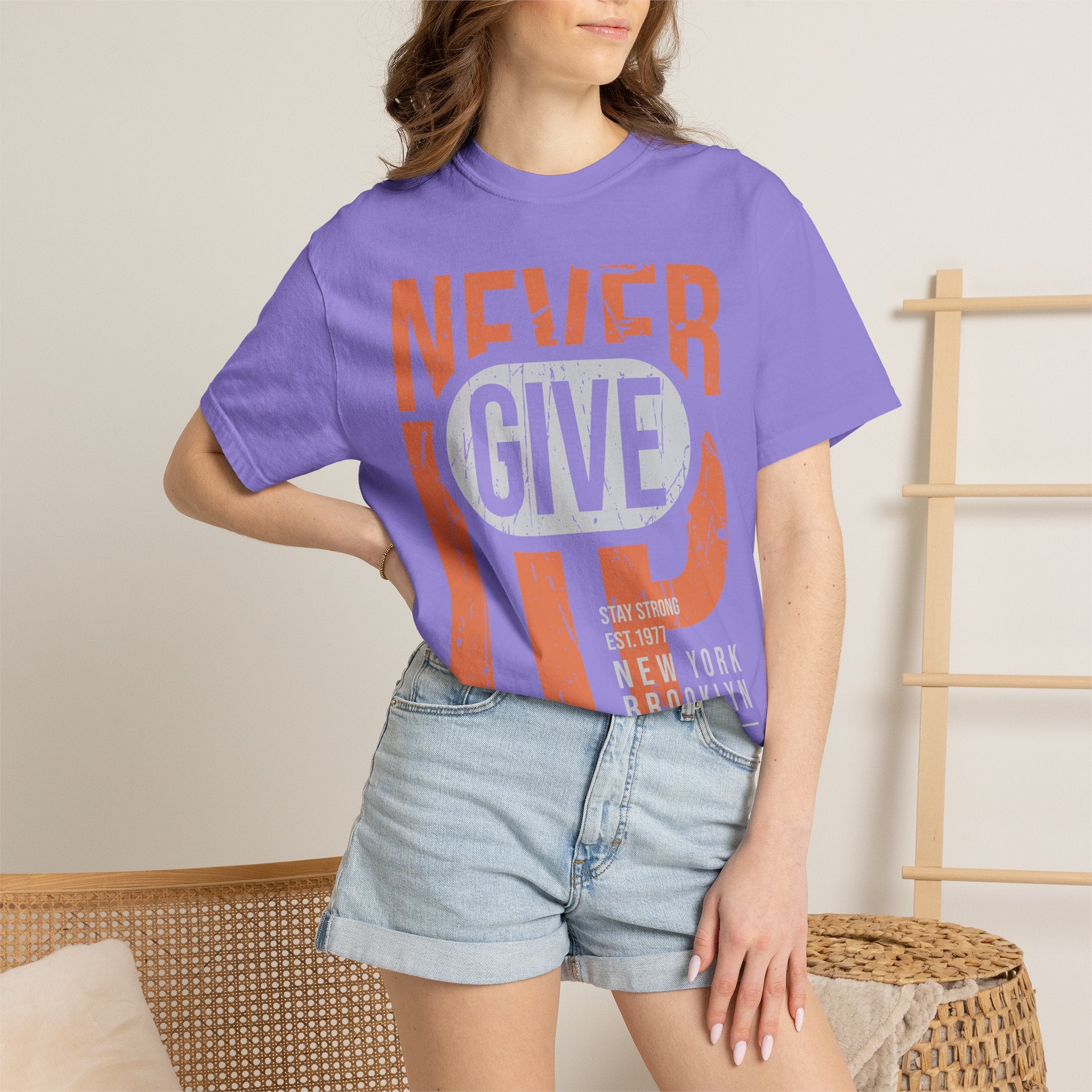 Never Give Up T-Shirt — Motivational Vintage Graphic Tee